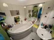 Apartament 2 camere zona Capitol - Tomis 2 cu Centrala si...