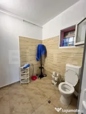 Spatiu Comercial, 98mp, zona La Soare 