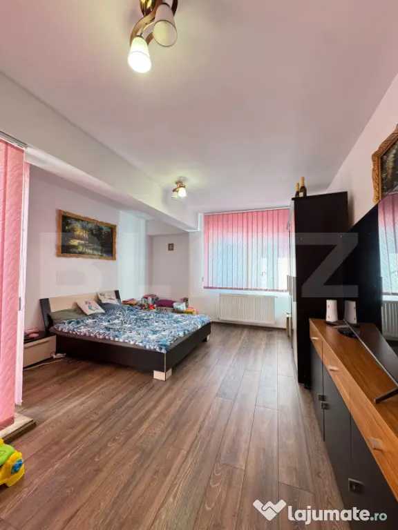 Apartament decomandat, 2 camere, 62mp+2 balcoane, parcare in - Floresti (Cluj)