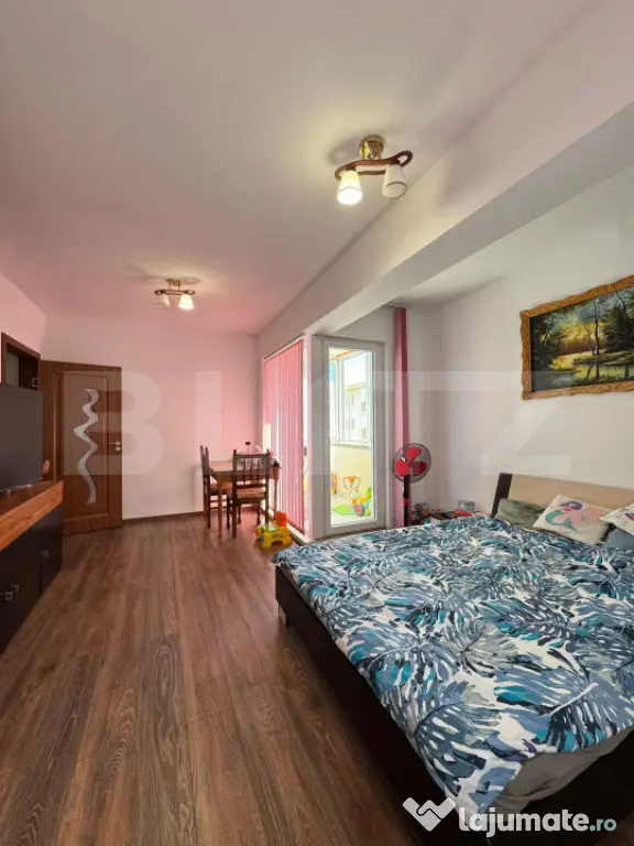 Apartament decomandat, 2 camere, 62mp+2 balcoane, parcare in - Floresti (Cluj)