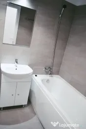 PROPRIETAR apartament 2 camere Mihai Bravu metrou 2 min. bl. nou + parcare 