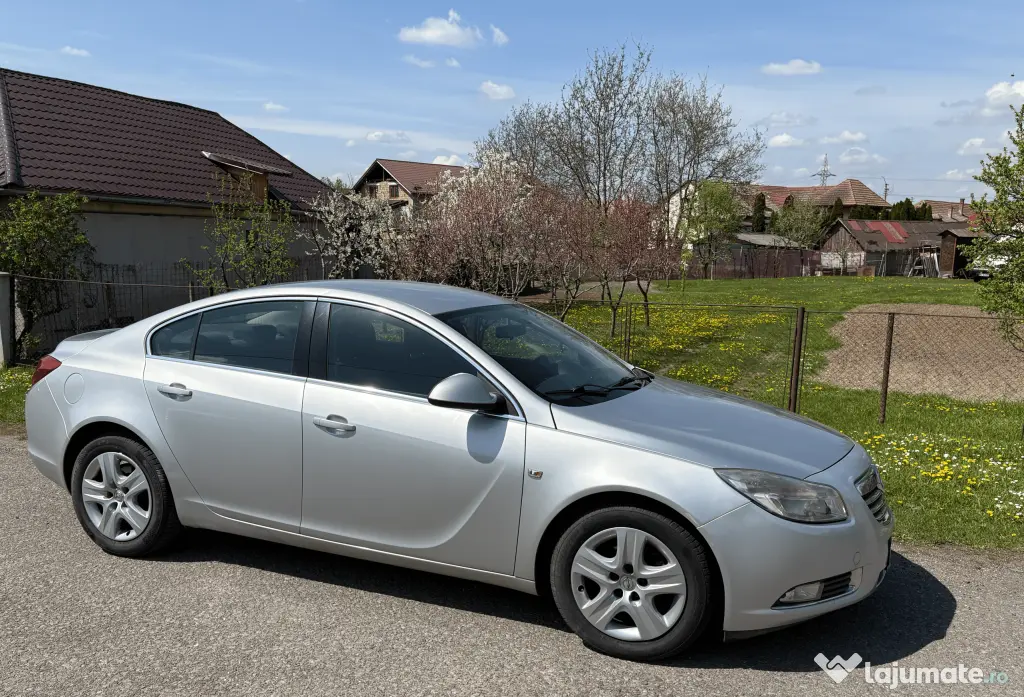 Opel Insignia 2.0 CDTI 110 CP, 216 000 km, 2009