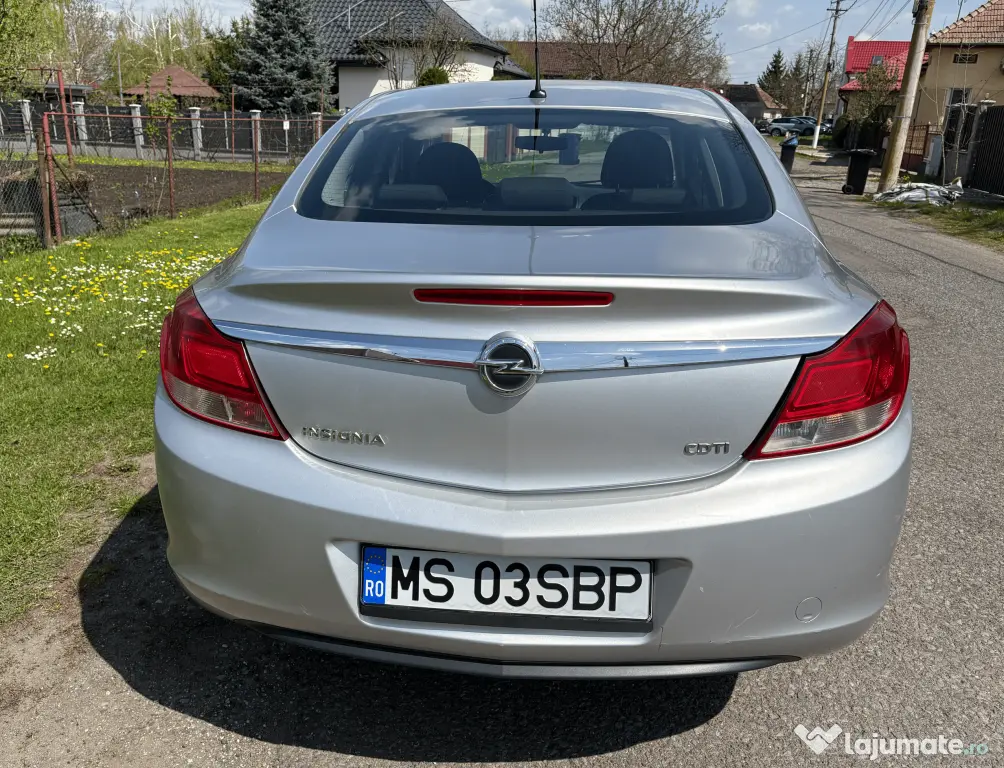 Opel Insignia 2.0 CDTI 110 CP, 216 000 km, 2009