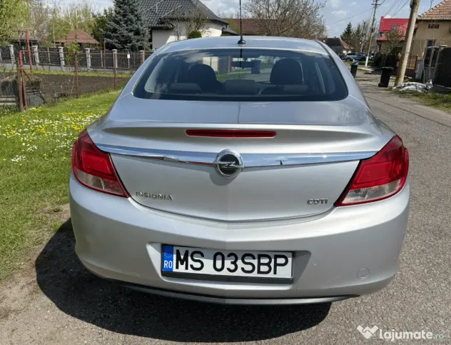 Opel Insignia 2.0 CDTI 110 CP, 216 000 km, 2009