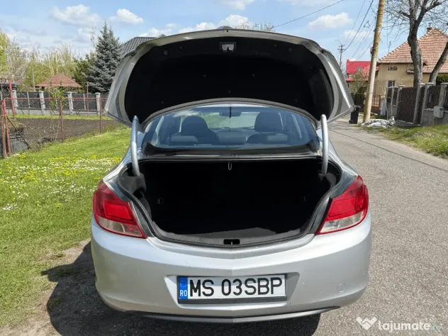 Opel Insignia 2.0 CDTI 110 CP, 216 000 km, 2009
