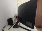 Monitor curbat Samsung 27" Full HD (C27R500FHU) 