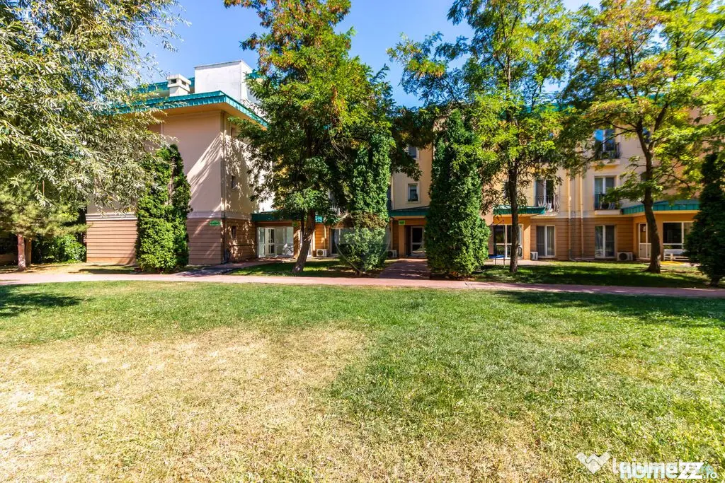 Apartament în Cosmopolis Renovat Modern - Stefanestii De Jos (Bucuresti-Ilfov)