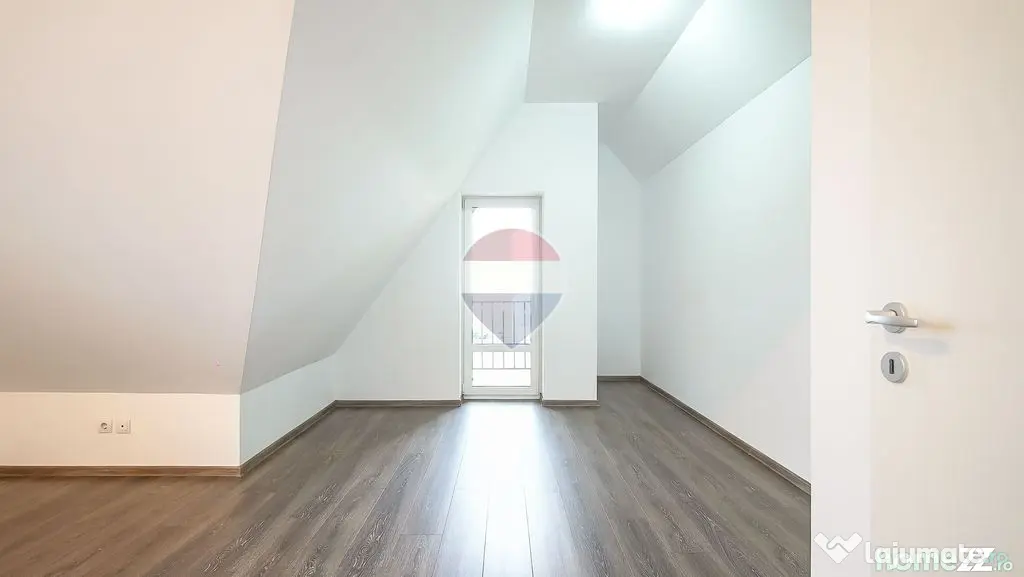 Apartament 4 camere pe două niveluri, 118 mp utili, Cart... - Rasnov (Brasov)