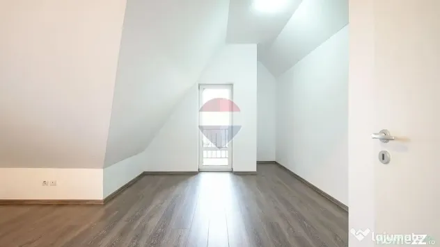 Apartament 4 camere pe două niveluri, 118 mp utili, Cart... - Rasnov (Brasov)