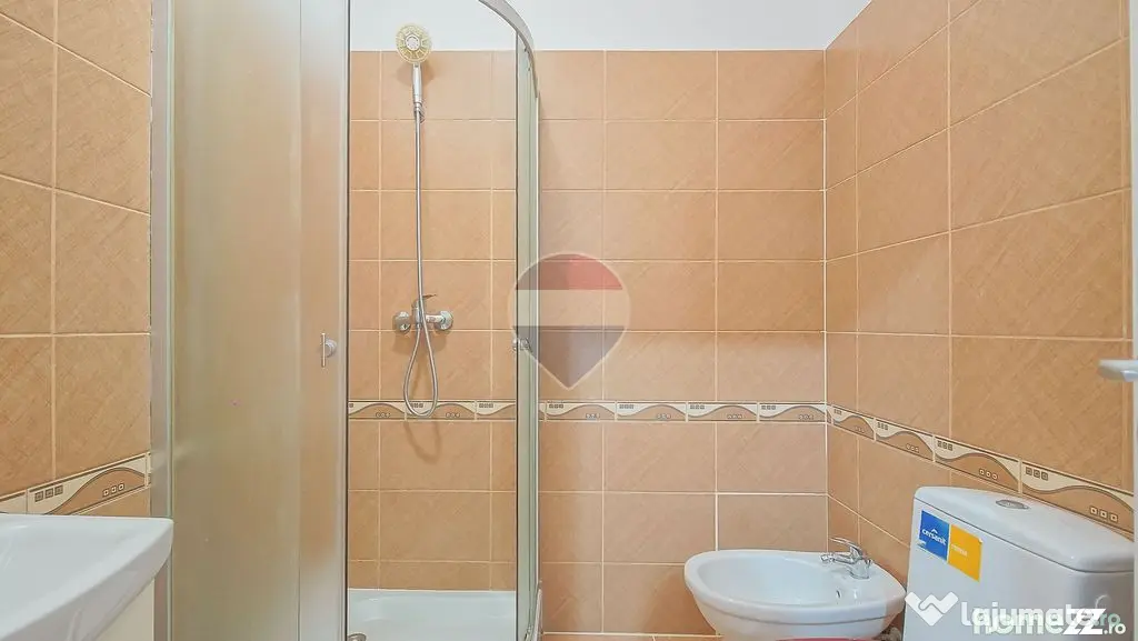 Apartament 4 camere pe două niveluri, 118 mp utili, Cart... - Rasnov (Brasov)