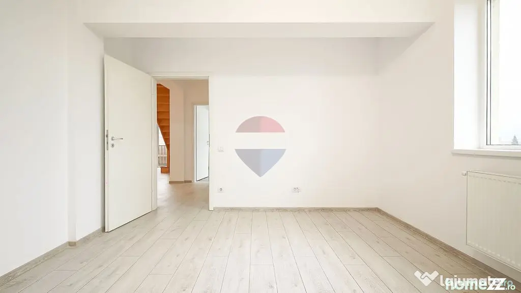 Apartament 4 camere pe două niveluri, 118 mp utili, Cart... - Rasnov (Brasov)