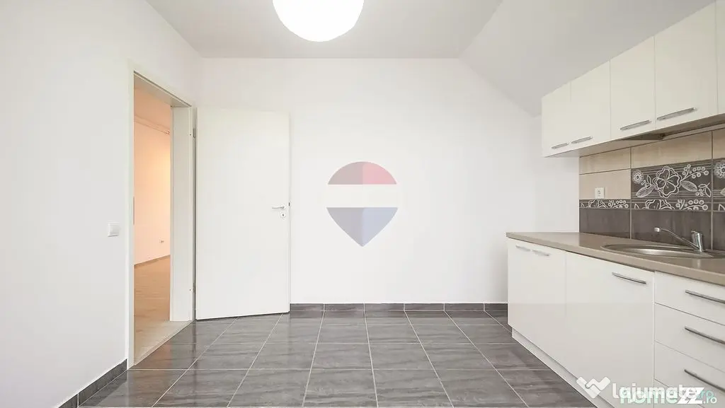 Apartament 4 camere pe două niveluri, 118 mp utili, Cart... - Rasnov (Brasov)