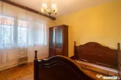 Apartament 3 camere - etaj 3 - bvd. Revolutiei - COMISION 0 