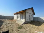 Casa parter, 3 camere, 70 mp utili, teren 200 mp, Brestei, C