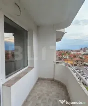 Apartament cu 3 camere zona Nufărul 