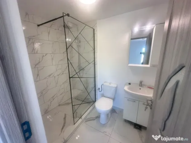 Casă de vânzare Corbu | 2 corpuri independente | Teren 965 mp Ideală investiție - Corbu (Constanta)