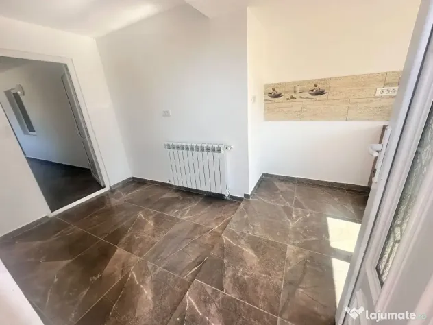 Casă de vânzare Corbu | 2 corpuri independente | Teren 965 mp Ideală investiție - Corbu (Constanta)