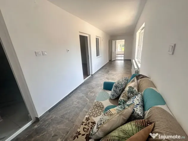 Casă de vânzare Corbu | 2 corpuri independente | Teren 965 mp Ideală investiție - Corbu (Constanta)