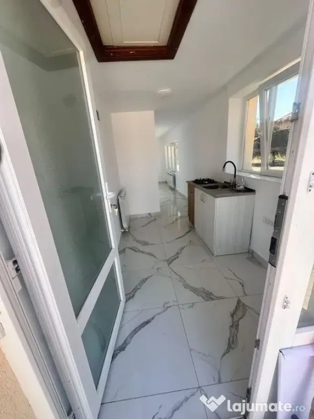Casă de vânzare Corbu | 2 corpuri independente | Teren 965 mp Ideală investiție - Corbu (Constanta)