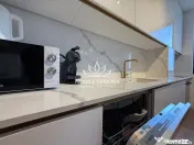 ISHO - Apartament cu 4 camere de lux, 2 bai, 2 balcoane, parcare privata 
