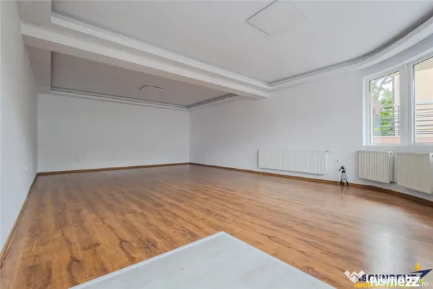Spatiu birou in vila cu terasa si curte, Tractorul, Brasov - Brasov (Brasov)