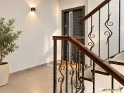 Spatiu birou in vila cu terasa si curte, Tractorul, Brasov 