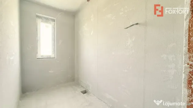 Apartament de vanzare, 2 camere - pozitie excelenta - Mosnit - Mosnita Noua (Timis)