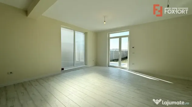 Duplex de vanzare, 4 camere - curent trifazic Giroc - ESO - Giroc (Timis)