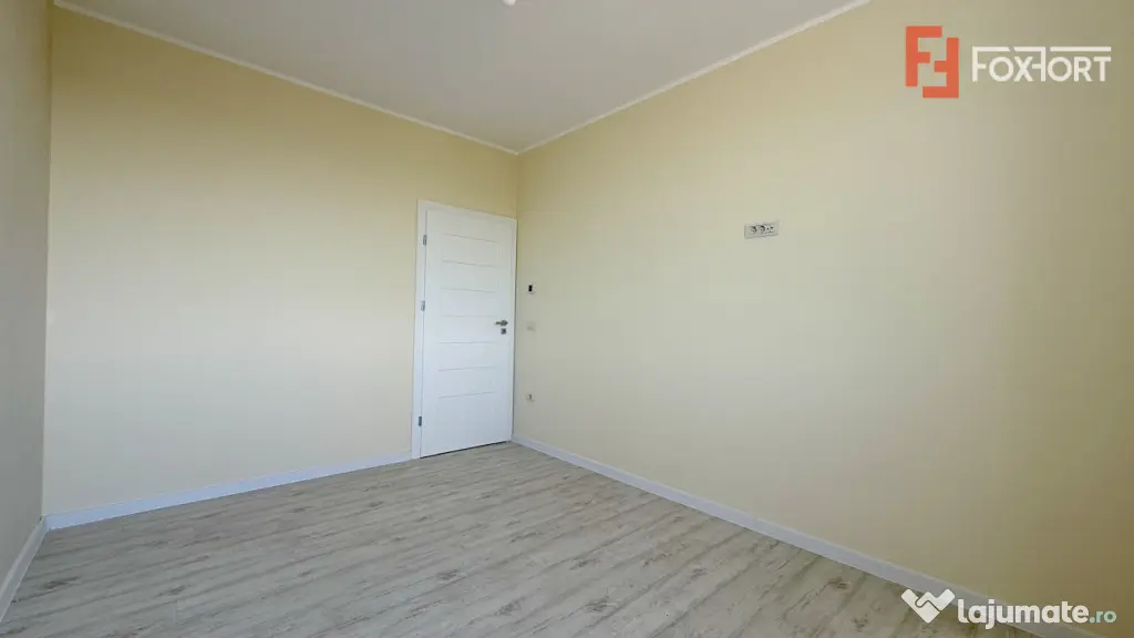 Duplex de vanzare, 4 camere - curent trifazic Giroc - ESO - Giroc (Timis)