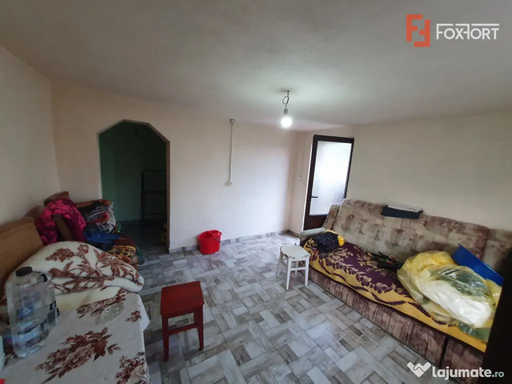 Casa individuala 6 camere si teren 1200 mp, in Gataia - Gataia (Timis)