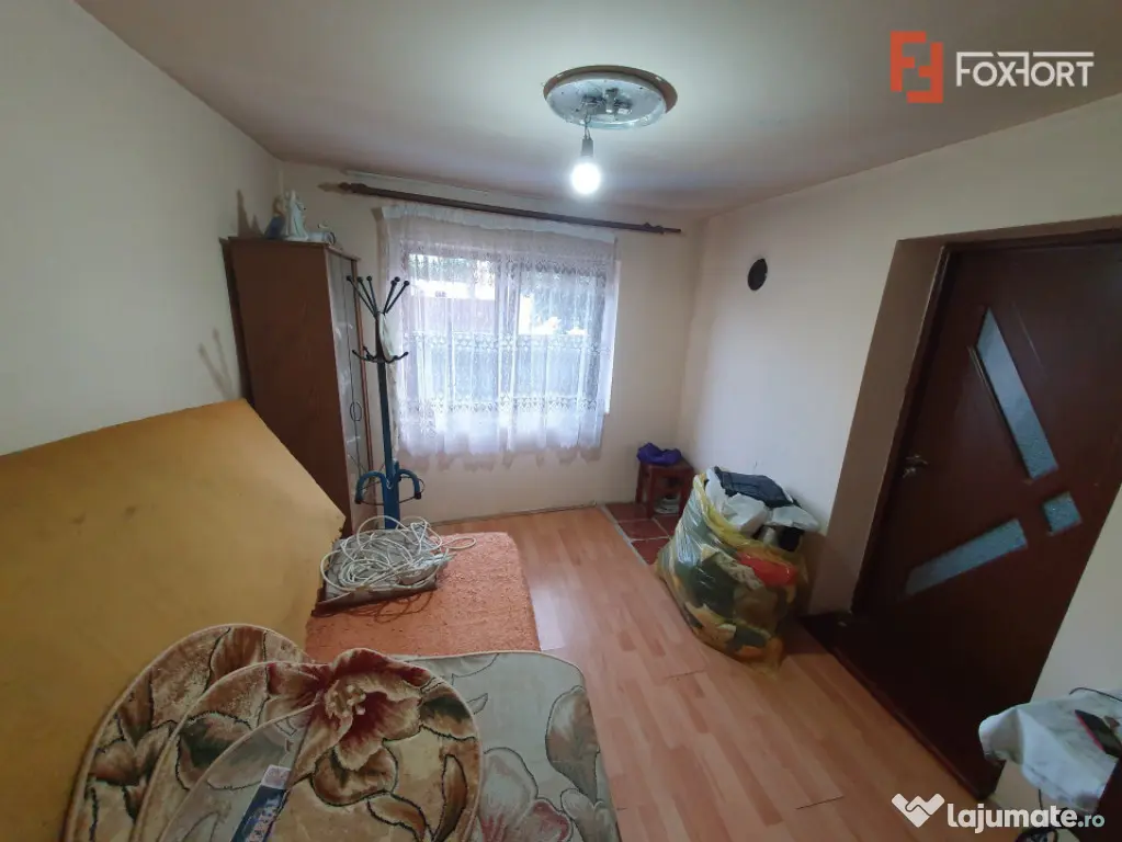 Casa individuala 6 camere si teren 1200 mp, in Gataia - Gataia (Timis)