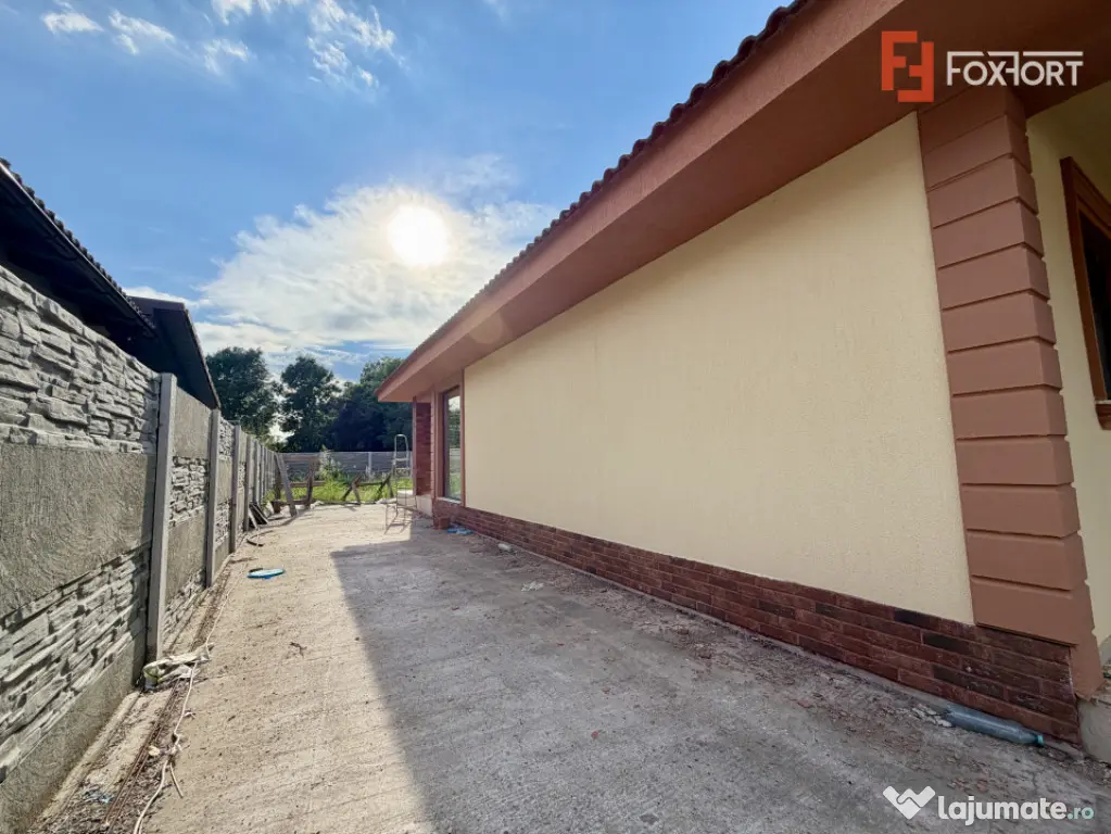Casa individuala pe parter cu 3 camere, finisata in Sanmihai - Sanmihaiu Roman (Timis)