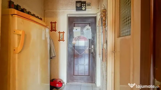 OPORTUNITATE | GARSONIERA | DE RENOVAT | COMISION 0 % | - Brasov (Brasov)