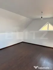CASĂ DE VÂNZARE ÎN CODLEA–VEDERE PANORAMICĂ, 2 UNITĂ? 