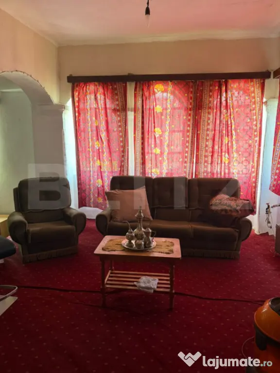 Casă individuală de vânzare 100 mp + teren 1887 mp ? - Bont (Cluj)