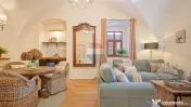 2 CAMERE NOU RENOVAT | TERASA SI GRADINA, PIVNITA | CENTRUL ISTORIC