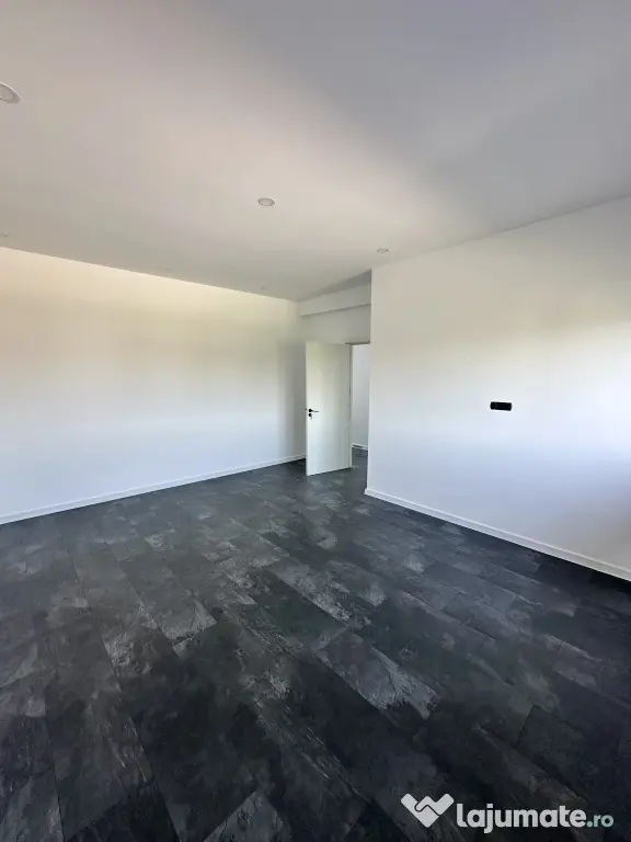 Casă modernă 4 camere– Mutare imediată! Domnesti