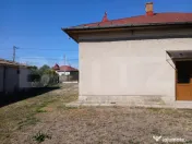 Casă de vânzare în Găești – 115 mp utili și teren 1. 