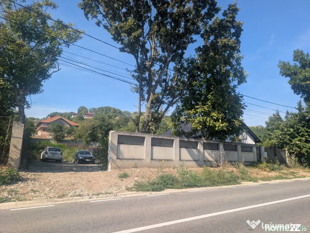 Teren intravilan Hemeiuș , loturi de casa, toate utilităț - Hemeius (Bacau)