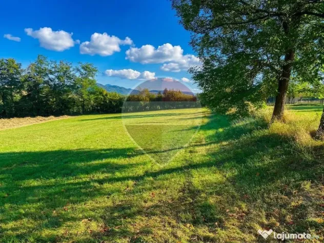 Teren 1,500mp Zarnesti zona Tohanita, priveliste deosebita, intre case - Zarnesti (Brasov)