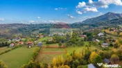 Teren 1,500mp Zarnesti zona Tohanita, priveliste deosebita, intre case 