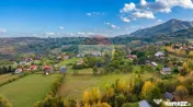 Teren 1,500mp Zarnesti zona Tohanita, priveliste deosebita, intre case 