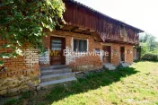 Casa cu teren de 1.200 mp si livada–Badesti, comuna Pietrosani, Arges