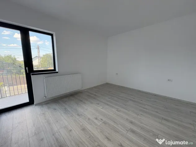 Finalizata!!!Casa single,P+1,4 camere,2 bai,beci,view, zona - Horpaz (Iasi)