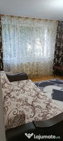 Închiriez apartament 2 camere în Piatra Neamț str. Aleea Ulmilor