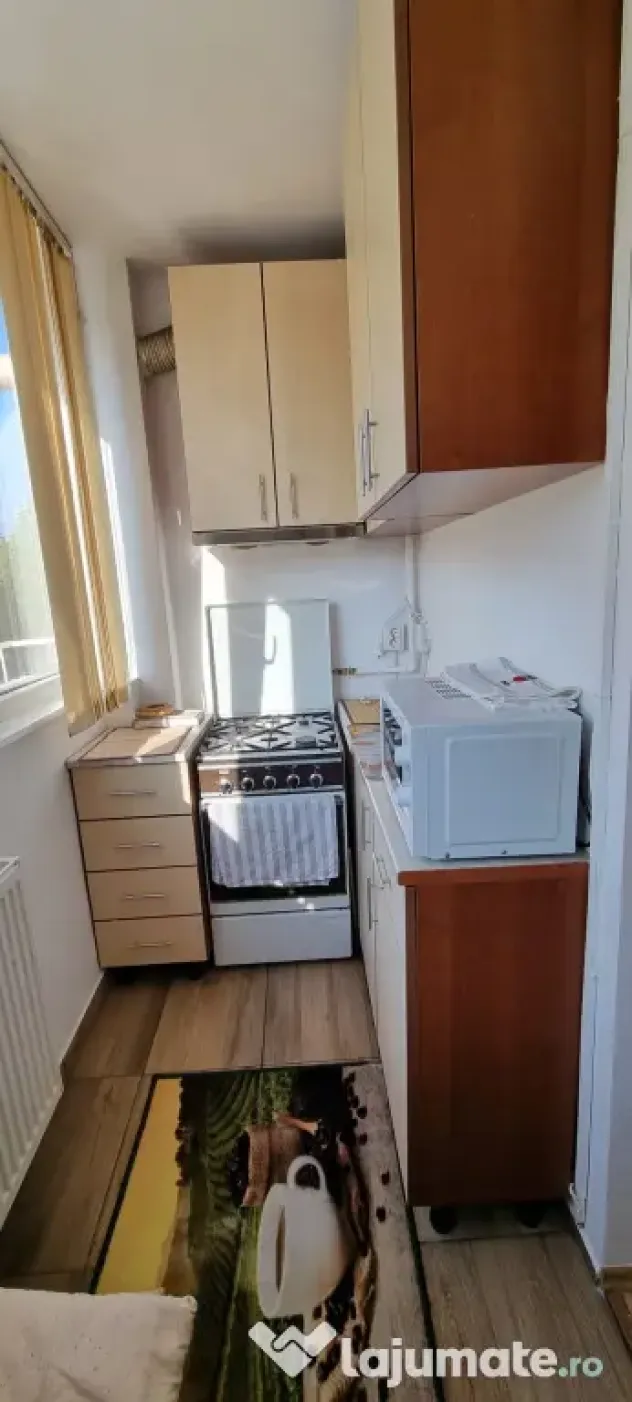 Dau în chirie apartament în Mărăști, Cluj-Napoca