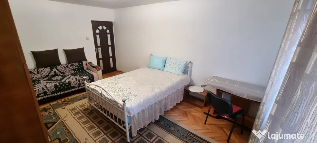 Dau în chirie apartament în Mărăști, Cluj-Napoca
