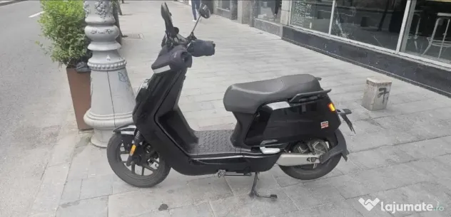 Scuter Electric 90km/h - 90km autonomie Niu NQi GTS PRO