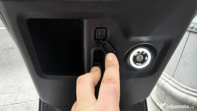 Scuter Electric 90km/h - 90km autonomie Niu NQi GTS PRO