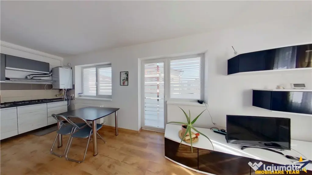 Pet friendly! 2 camere decomandate, parcare inclusa, Sub Cet - Brasov (Brasov)